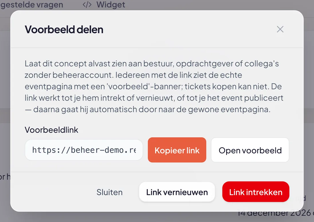 The Share preview dialog with its explanation, the read-only field holding the preview link and buttons to copy, open, refresh and revoke it