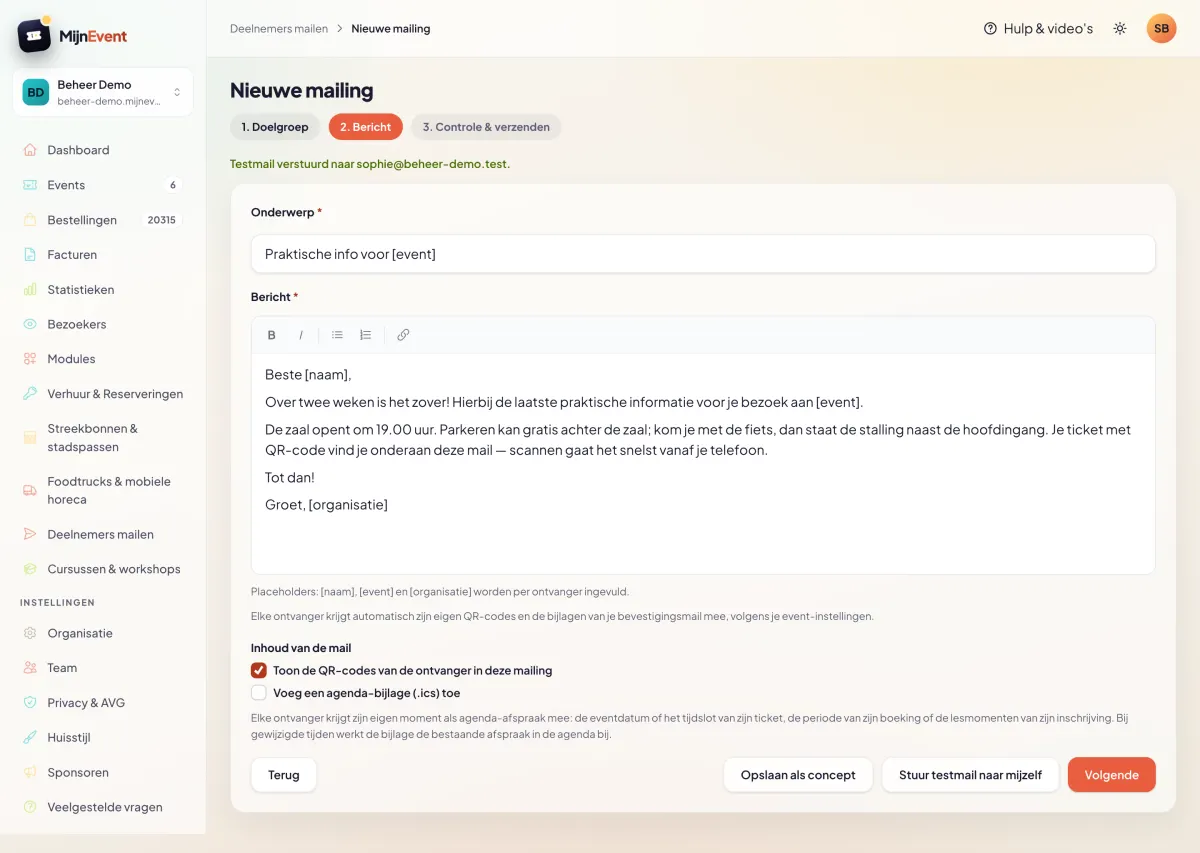 Stap 2: de berichteditor met placeholders en de bevestiging dat de testmail is verstuurd