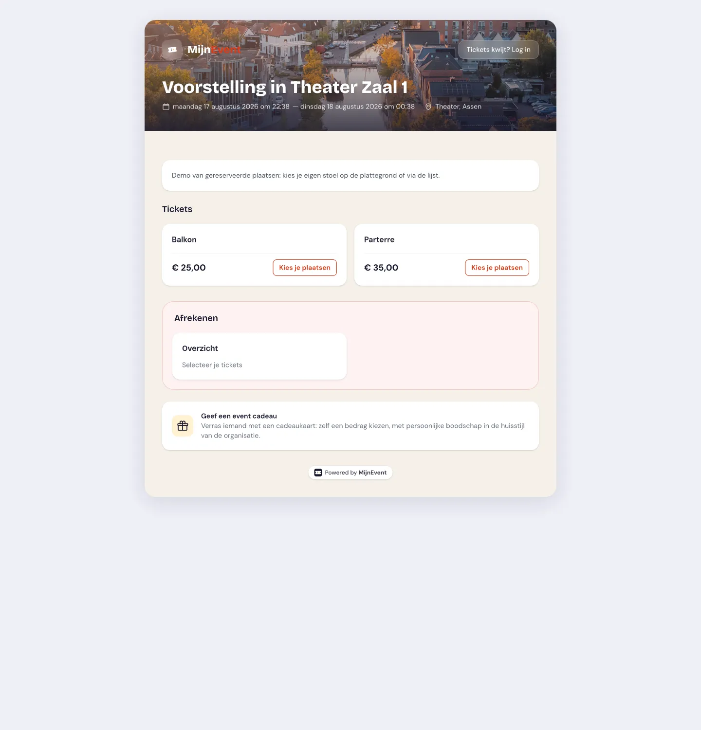 Op de eventpagina kiest de bezoeker per rang zijn plaatsen; de rest van de checkout blijft ongewijzigd